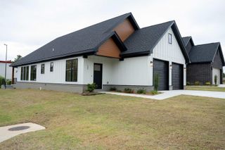 105 Easy Street, Maumelle, AR 72113