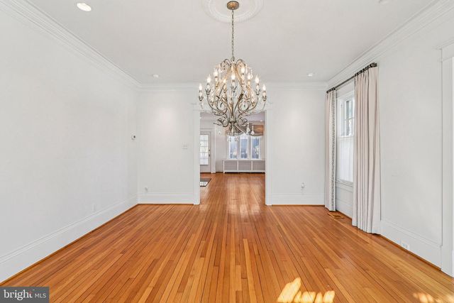 1922 S ARLINGTON RD, Arlington, VA 22202