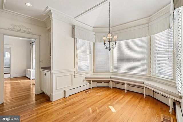 1922 S ARLINGTON RD, Arlington, VA 22202