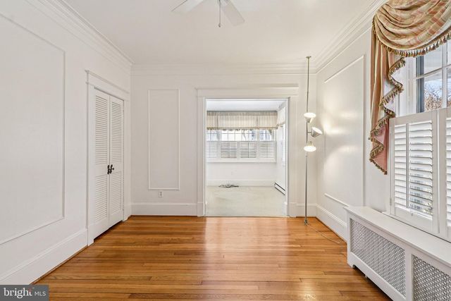 1922 S ARLINGTON RD, Arlington, VA 22202