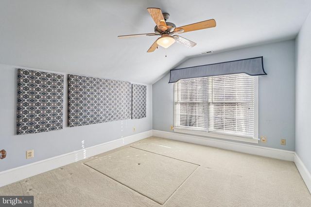 1922 S ARLINGTON RD, Arlington, VA 22202