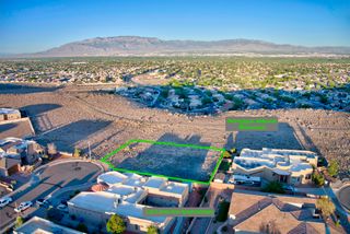 7904 Kibo Drive NW, Albuquerque, NM 87120