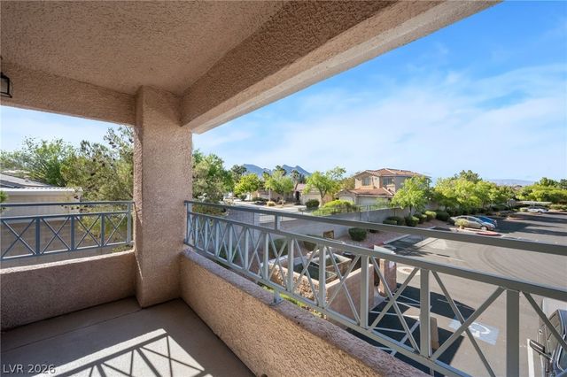 325 Amber Pine Street 205, Las Vegas, NV 89144