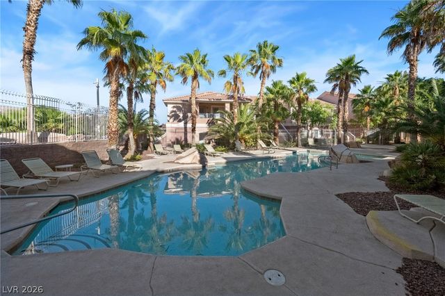 325 Amber Pine Street 205, Las Vegas, NV 89144