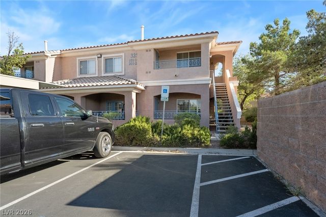 325 Amber Pine Street 205, Las Vegas, NV 89144