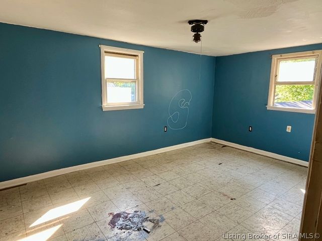 1416 E 9th Street, Jeffersonville, IN 47130