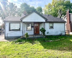 1416 E 9th Street, Jeffersonville, IN 47130