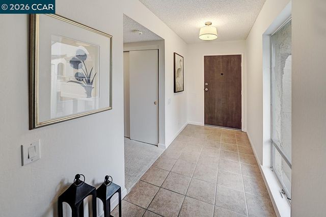 1129 Avenida Sevilla 4C, Walnut Creek, CA 94595