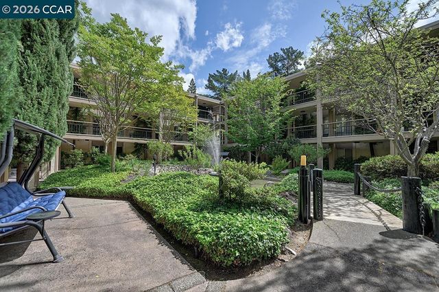 1129 Avenida Sevilla 4C, Walnut Creek, CA 94595