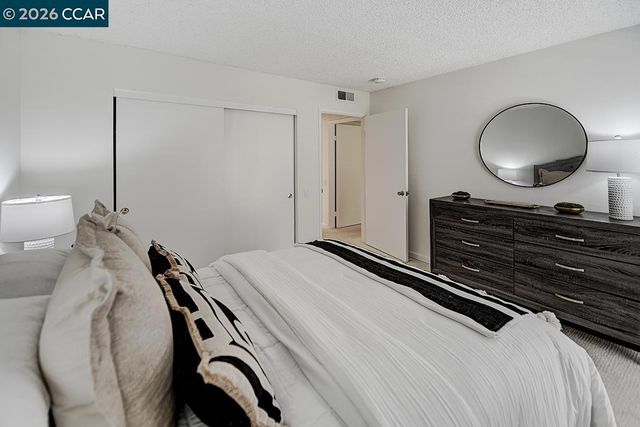 1129 Avenida Sevilla 4C, Walnut Creek, CA 94595