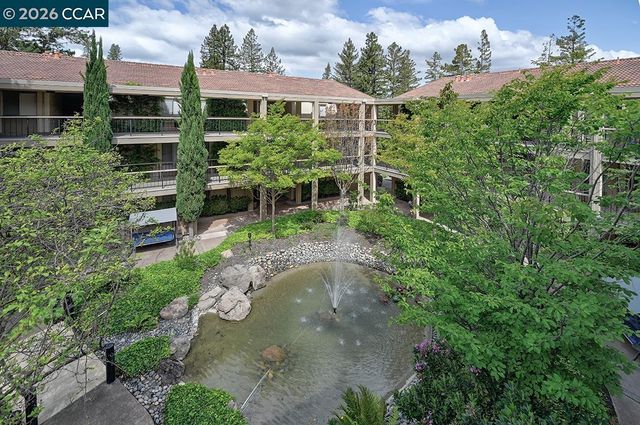 1129 Avenida Sevilla 4C, Walnut Creek, CA 94595