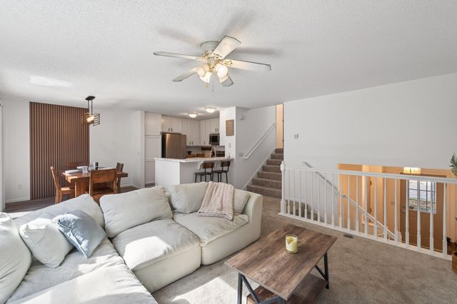 4905 Bluff Heights Trail SE, Prior Lake, MN 55372