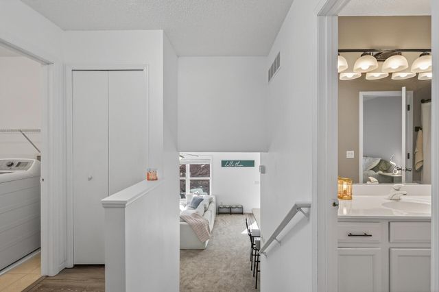 4905 Bluff Heights Trail SE, Prior Lake, MN 55372