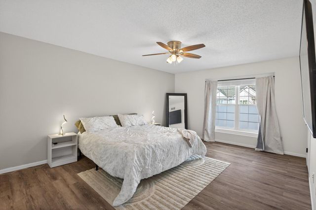 4905 Bluff Heights Trail SE, Prior Lake, MN 55372