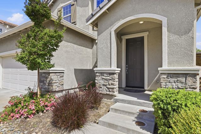 9 Sea Hawk Pl, Sacramento, CA 95835