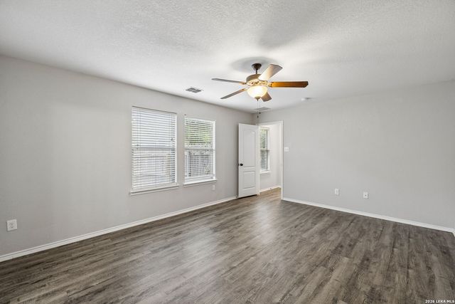 320 SANDY SHL, Boerne, TX 78006