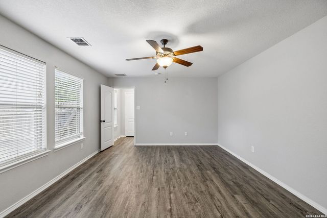 320 SANDY SHL, Boerne, TX 78006
