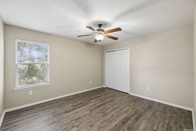 320 SANDY SHL, Boerne, TX 78006