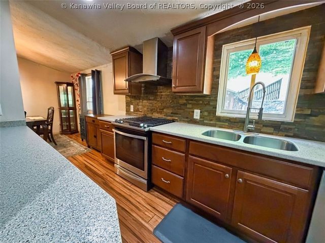 133 John Edward Lane, Elkview, WV 25071