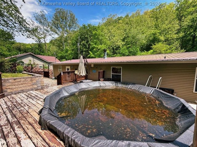 133 John Edward Lane, Elkview, WV 25071