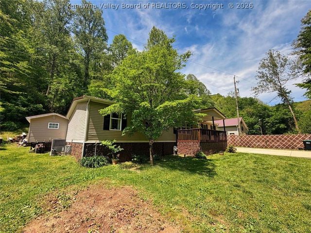 133 John Edward Lane, Elkview, WV 25071
