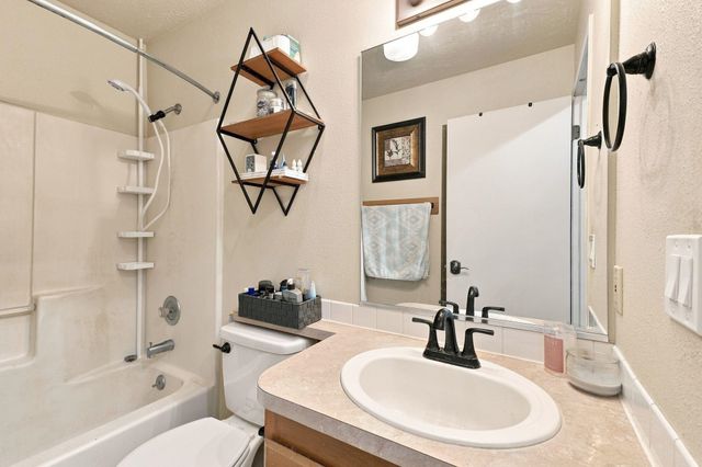 2110 E Decatur Ave, Spokane, WA 99208