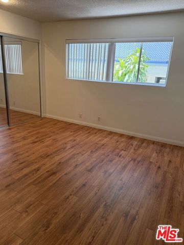 1138 11TH Street 3, Santa Monica, CA 90403
