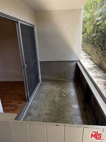 1138 11TH Street 3, Santa Monica, CA 90403