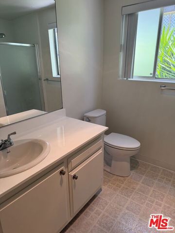 1138 11TH Street 3, Santa Monica, CA 90403