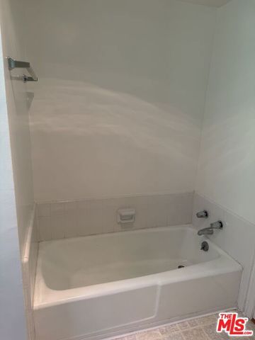 1138 11TH Street 3, Santa Monica, CA 90403