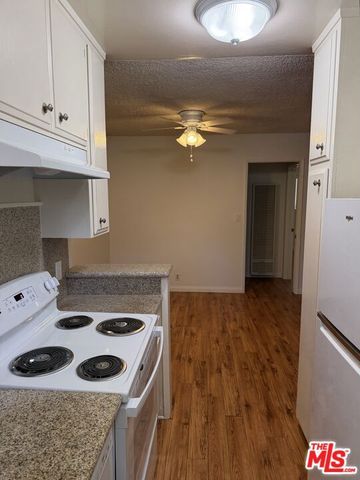 1138 11TH Street 3, Santa Monica, CA 90403