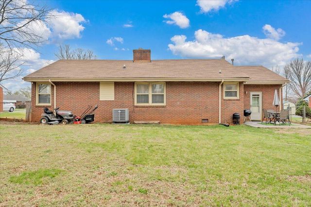 3222 Wentworth AVE, Roanoke, VA 24012