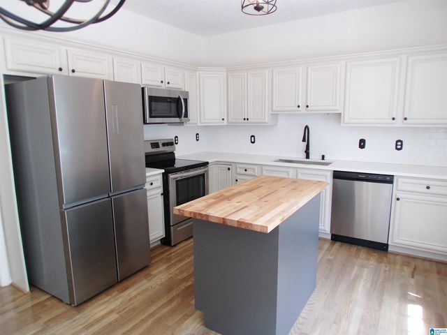 44 RED OAK COURT, Lincoln, AL 35096