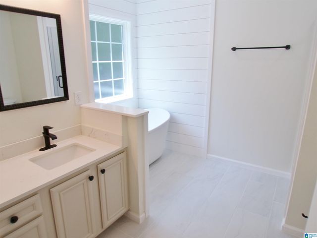 44 RED OAK COURT, Lincoln, AL 35096