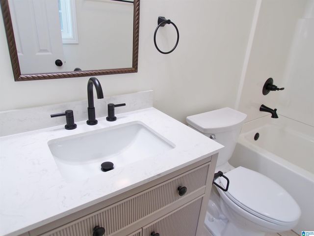 44 RED OAK COURT, Lincoln, AL 35096