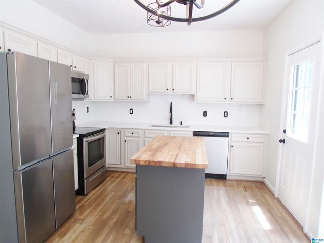 44 RED OAK COURT, Lincoln, AL 35096