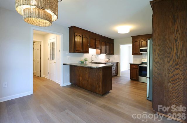 12809 Pine Bluff Road, Midland, NC 28107