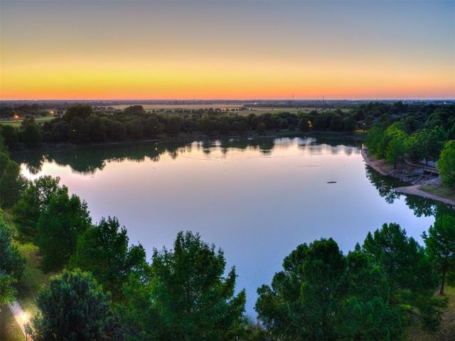 112 McSha Place, Norman, OK 73072