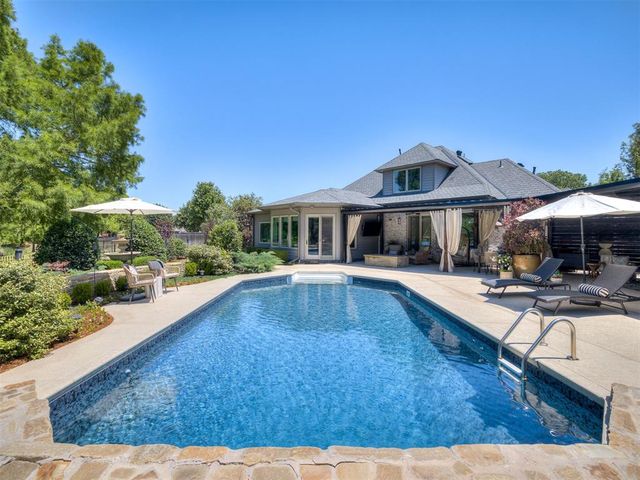 112 McSha Place, Norman, OK 73072