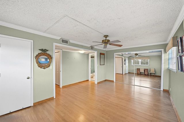 670 Tennis Club Drive 312, Fort Lauderdale, FL 33311
