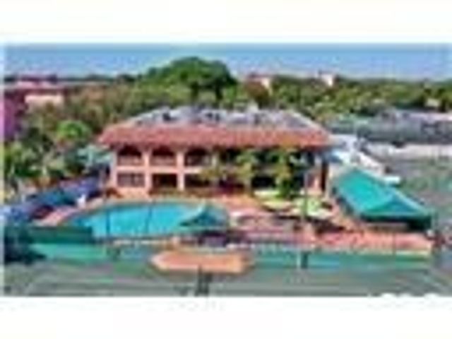670 Tennis Club Drive 312, Fort Lauderdale, FL 33311