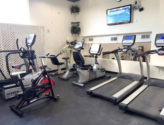 670 Tennis Club Drive 312, Fort Lauderdale, FL 33311