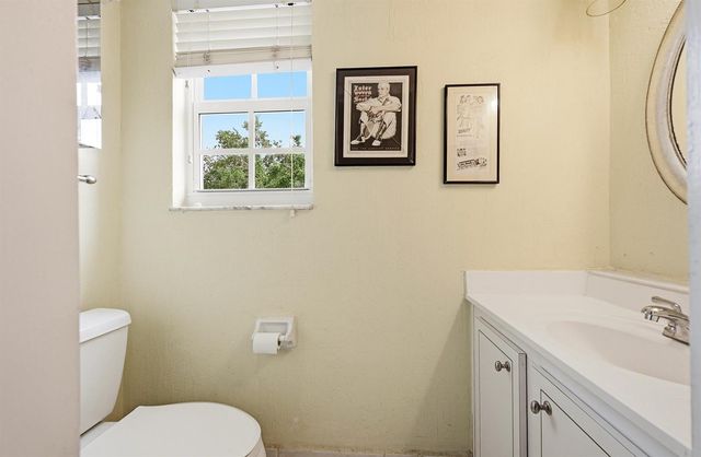 670 Tennis Club Drive 312, Fort Lauderdale, FL 33311