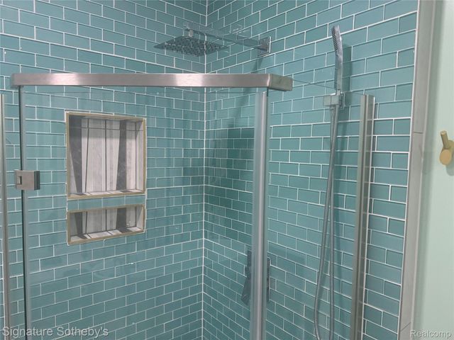 1991 Calvert Street, Detroit, MI 48206