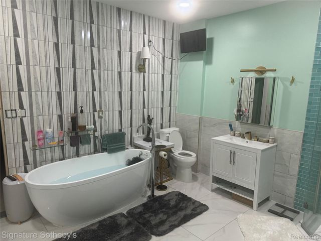 1991 Calvert Street, Detroit, MI 48206