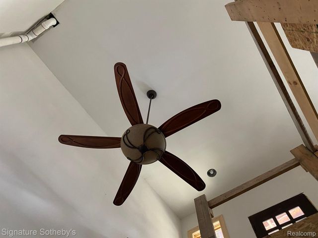 1991 Calvert Street, Detroit, MI 48206