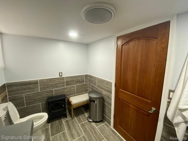 1991 Calvert Street, Detroit, MI 48206