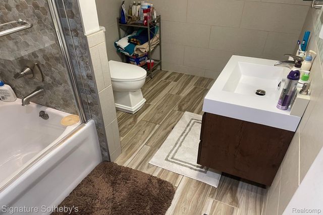 1991 Calvert Street, Detroit, MI 48206