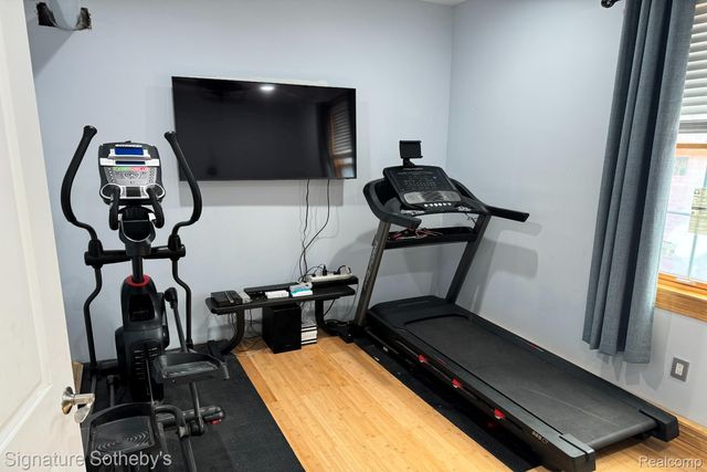 1991 Calvert Street, Detroit, MI 48206