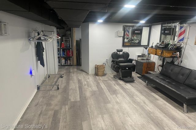 1991 Calvert Street, Detroit, MI 48206